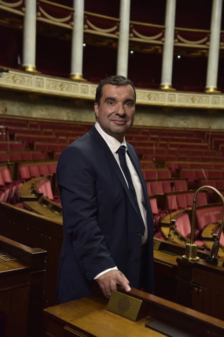 Le député Richard Ramos sait qu’il se heurtera au puissant lobby de la FNSEA dans sa nouvelle croisade contre l’hexane. Son président, Arnaud Rousseau, est le PDG du groupe huilier Avril qui a réalisé 7,7 milliards de chiffre d’affaires en 2024.