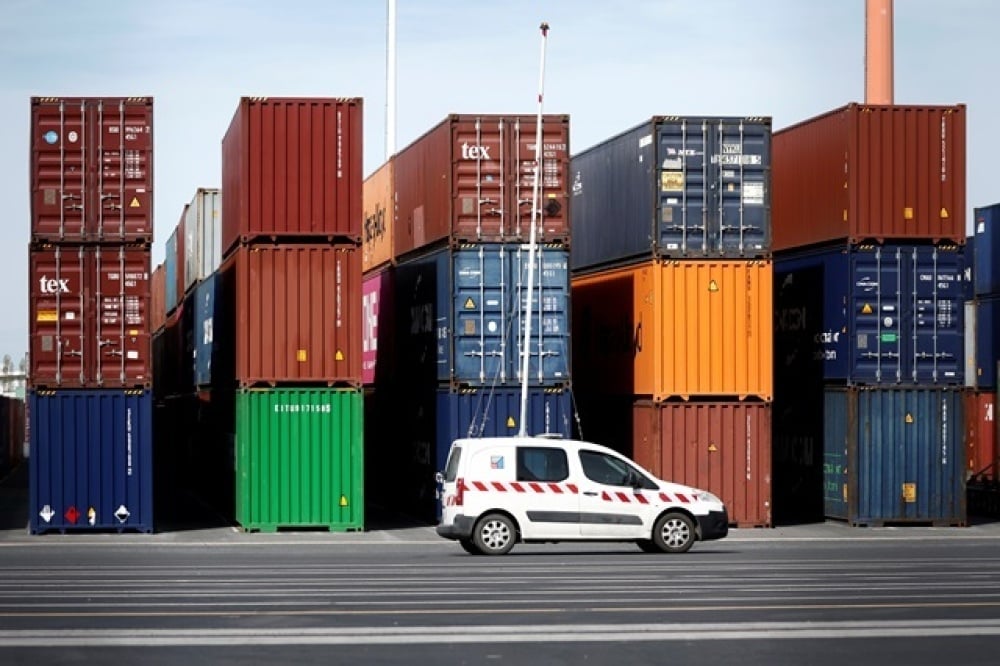 Des conteneurs stockés dans le port du Havre.