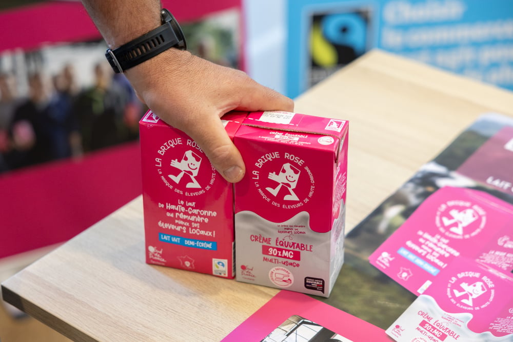 La Brique Rose lance une crème fraîche à partir de lait de Haute-Garonne et labellisée équitable.