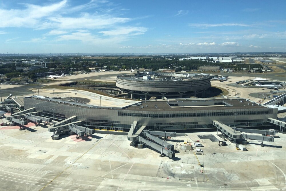 Avec son projet à 2035 et 2050, Roissy-CDG devrait continuer à se développer selon un logique de satellites, en essayant de coller au plus près des évolutions de trafic.