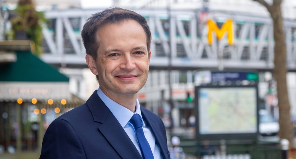 Pierre-Yves Bournazel vient de changer de directeur de campagne, avant d'être lâché par son président de groupe au Conseil de Paris.