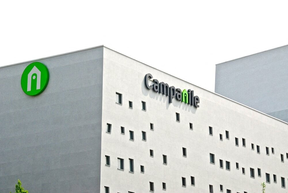 © Sebastien JARRY/MAXPPP; 23/05/2016. HOTEL CAMPANILE. Enseigne d'hotels français crée en 1976, spéçialisé sur le type des hotels de milieu de gamme appartenant à l'entreprise LOUVRE HOTELS GROUP, tous les hotels possèdent un restaurant avec un service...