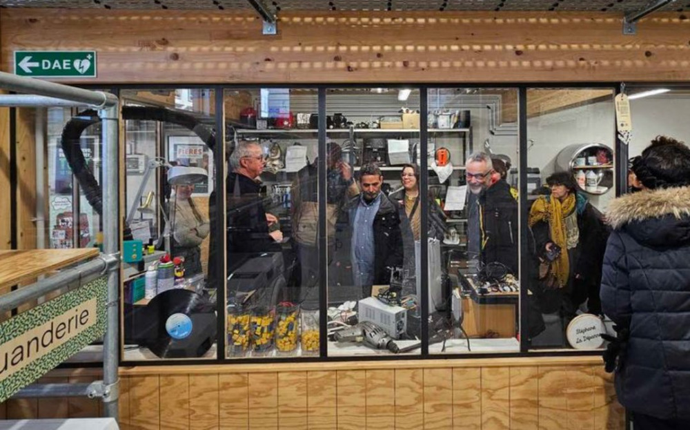 Un atelier de reconditionnement du réseau Envie, une structure qui emploie des ouvriers en réinsertion.
