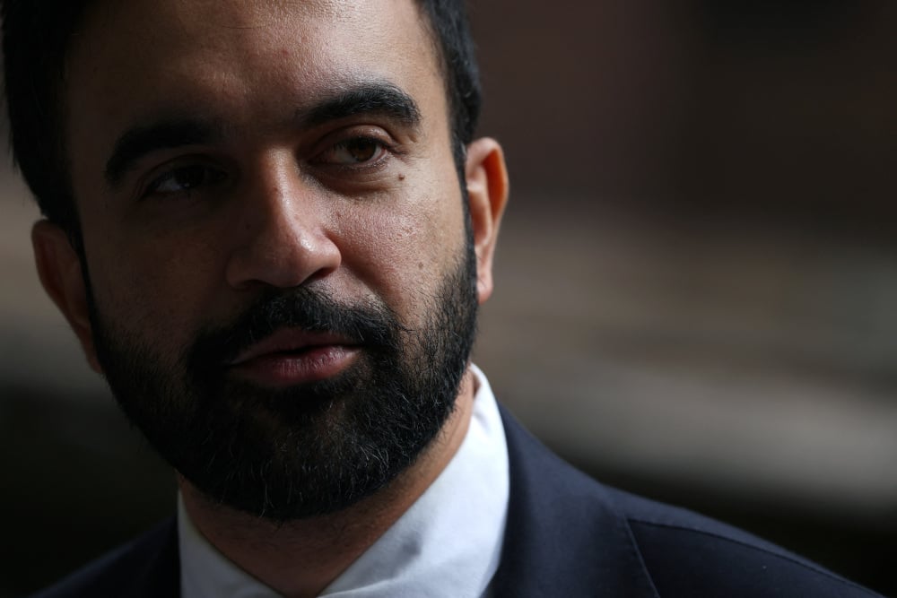 En cas de victoire, Zohran Mamdani deviendrait le maire le plus jeune de New York.