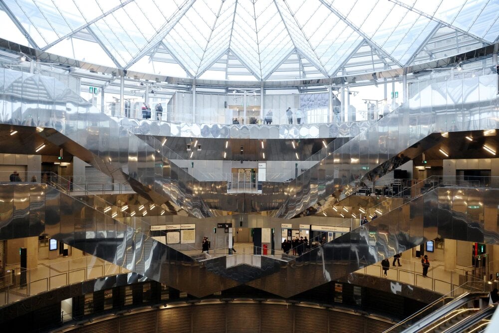 ©PHOTOPQR/LE PARISIEN/Jean-Baptiste Quentin ; Villejuif ; 18/01/2025 ; La gare de la ligne 14 et 15 du metro Gustave-Roussy inaugurée et ouverte au public aujourd'hui reportage Pass navigo ticket plus © LP/Jean-Baptiste Quentin (MaxPPP TagID:...