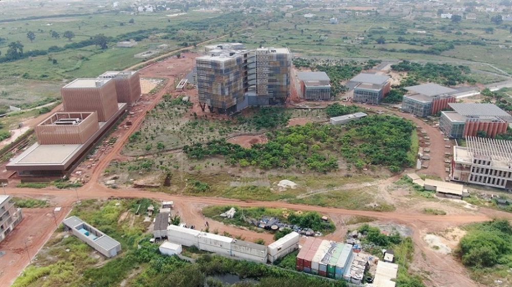 Le chantier de construction du Parc des technologies numériques de Diamniadio, d'un coût tôtal estimé à environ 73,6 millions €.