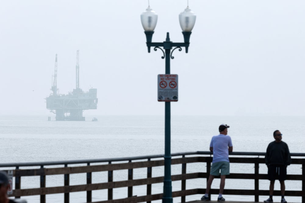La plateforme pétrolière offshore Esther au large des côtes californiennes, le 11 novembre 2025.