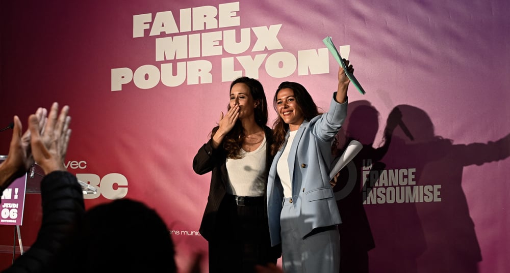 La candidate Anaïs Belouassa Cherifi et la vice-présidente de l'Assemblée nationale Clémence Guette lors du lancement de la campagne pour les élections municipales de la députée LFI, le 6 novembre 2025.