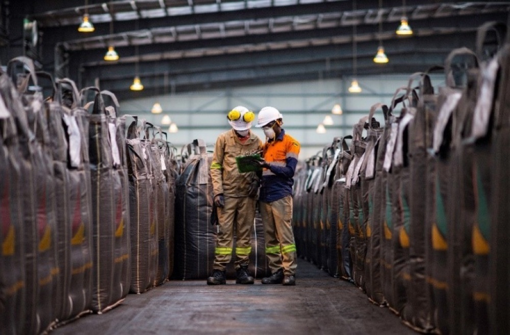 En octobre 2024, Syrah a obtenu un financement de 150 millions de dollars de la DFC pour soutenir son projet minier de graphite Balama au Mozambique.