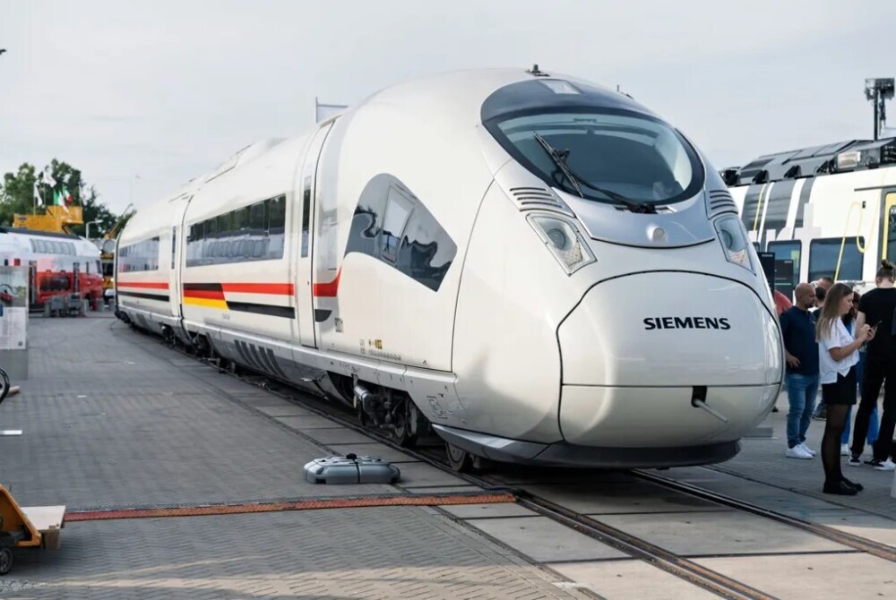 Le Velaro Egypt présenté par le constructeur Siemens Mobility au salon InnoTrans de Berlin.