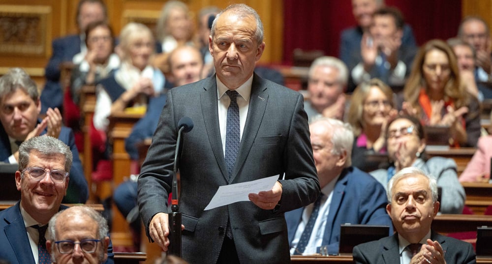 Le sénateur Jean-François Husson pendant une session de questions au gouvernement.