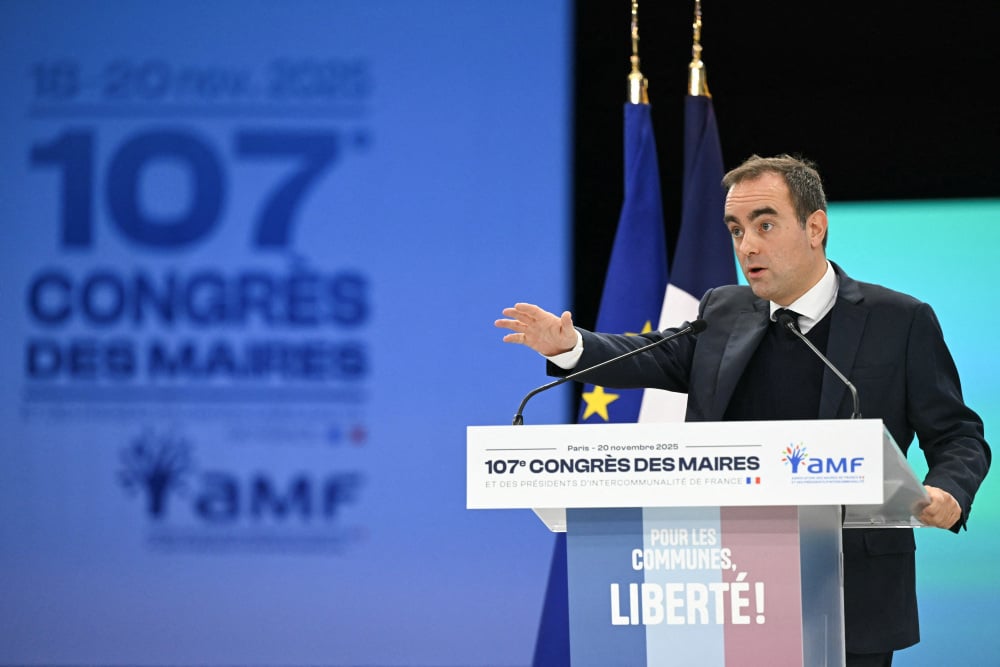 Sébastien Lecornu n’est pas le seul Premier ministre européen à avoir du mal à faire adopter son budget.
