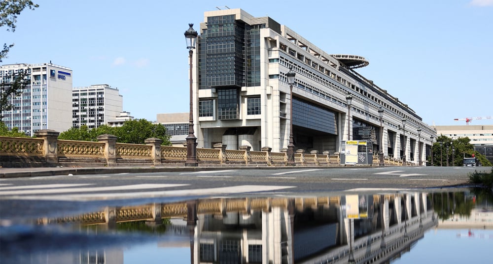 À Bercy, les esprits s'échauffent autour de la question des holdings patrimoniales.