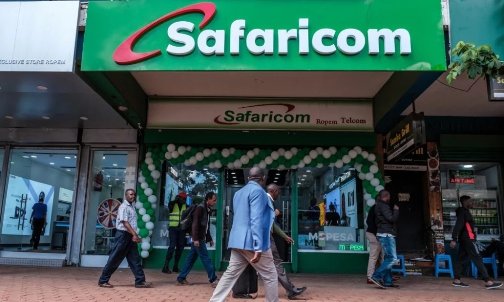 Cotée à la Bourse de Nairobi, Safaricom est la plus grande entreprise télécoms au Kenya.