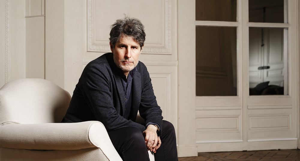 L'auteur Giuliano da Empoli dans les locaux des Editions Gallimard, le 18 décembre 2025.