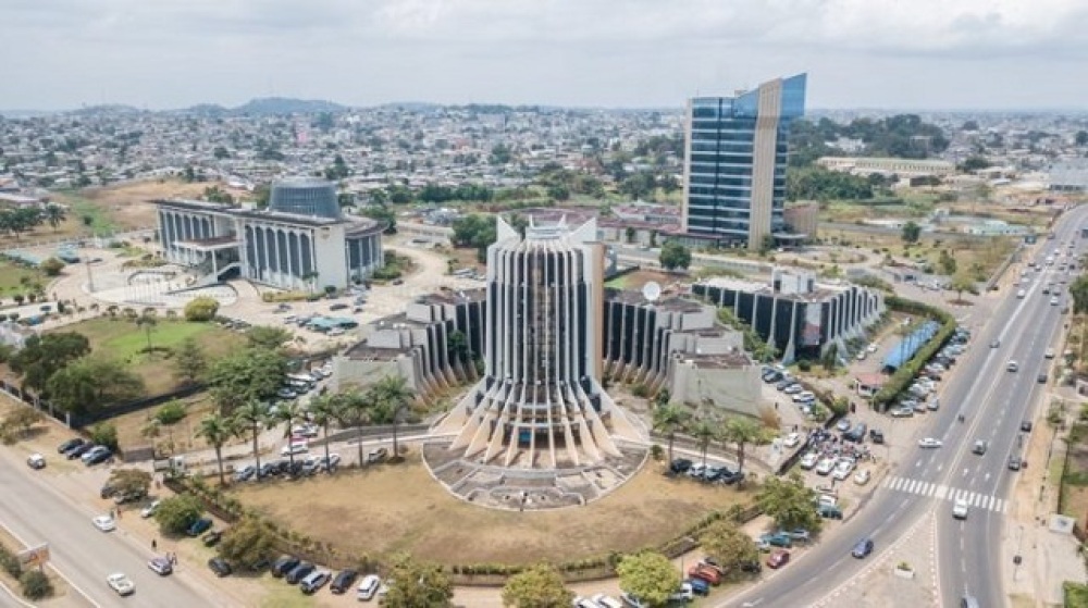 L'agence de notation Fitch Ratings a de nouveau dégradé la note de crédit souveraine du Gabon, le 19 décembre dernier, faisant passer la note à long terme en devises étrangères " Long-Term Foreign-Currency Issuer Default Rating " de CCC à CCC-