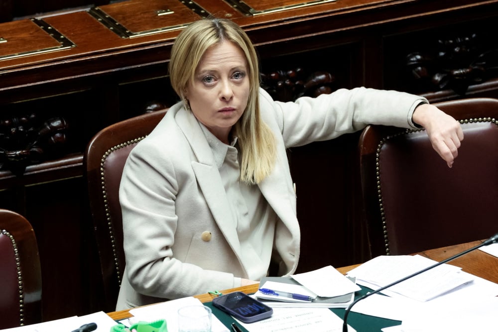 La Première ministre italienne, Giorgia Meloni, s’exprime devant la Chambre des députés à Rome, en amont d’un sommet des dirigeants de l’Union européenne, le 17 décembre 2025.