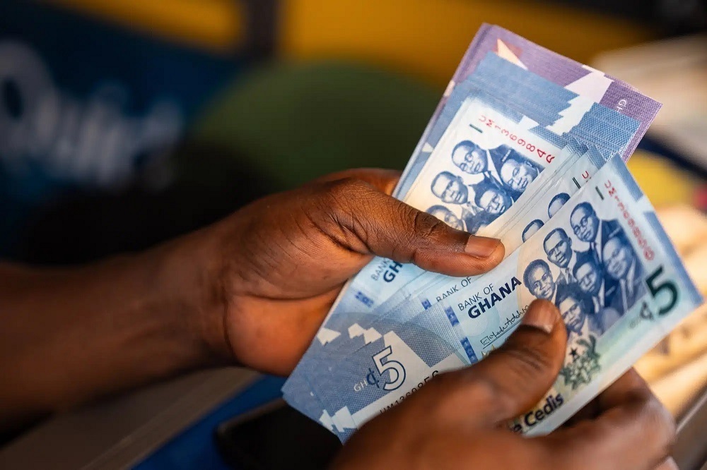 Le cedi, la monnaie ghanéenne, est la deuxième la plus performante au monde sur l’année face au dollar, juste derrière le rouble russe