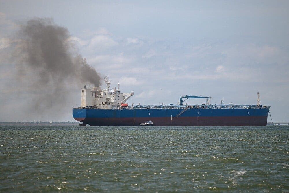 Un tanker qui attend d'être chargé au lac de Maracaibo, où se trouvent des champs pétroliers, au Venezuela.