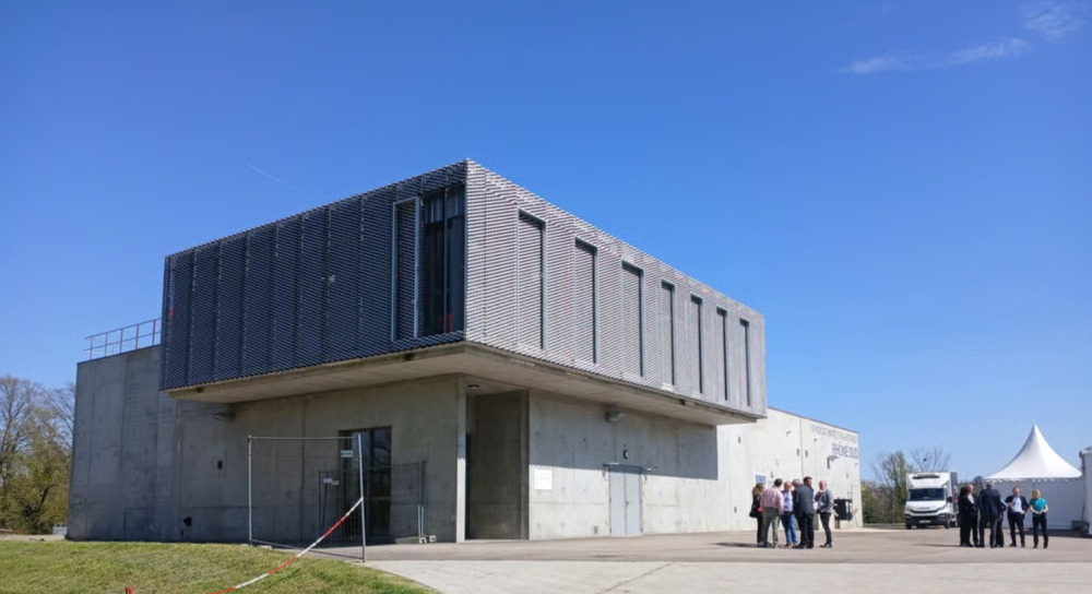 Photo d'illustration. Usine de production d'eau potable de Ternay (Lyon Sud). Le site est le premier à bénéficier du pilote développé par Suez pour lutter contre la pollution aux perfluorés.