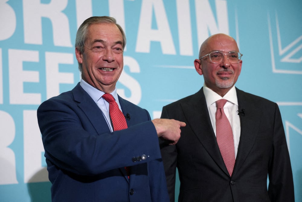 Nigel Farage et Nadhim Zahawi lors de la conférence de presse commune du 12 janvier.
