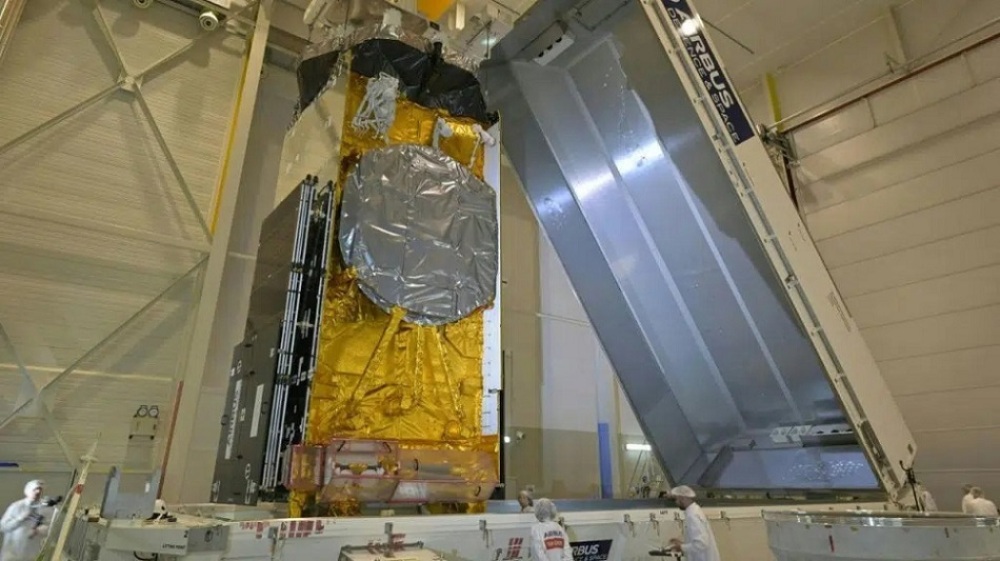 Les nouveaux satellites seront équipés de technologies avancées, dont l’intégration de la 5G au sol, et compatibles avec la constellation IRIS.