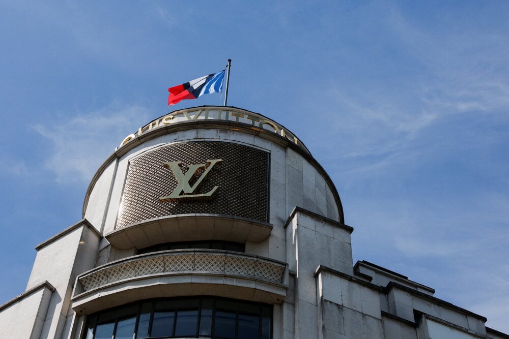 Louis Vuitton a monté le prix moyen de ses sacs dans ses boutiques françaises.