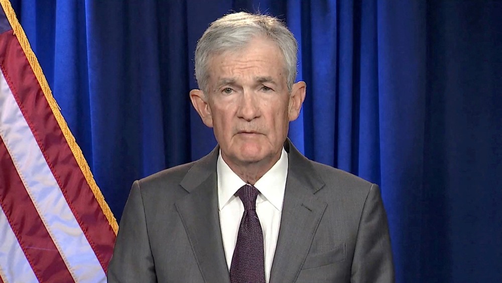 Le président de la Fed a opté pour un ton radicalement plus offensif face aux attaques de Trump.