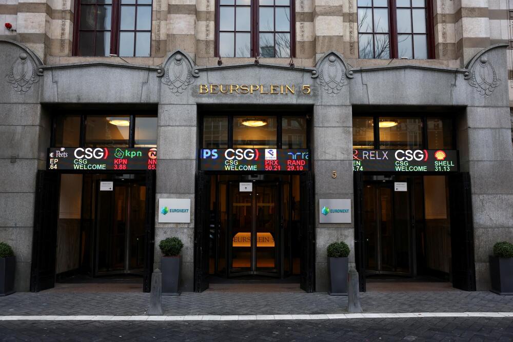 Le cours de l'action du groupe tchèque CSG a flambé dans les premiers échanges de son premier jour de cotation.