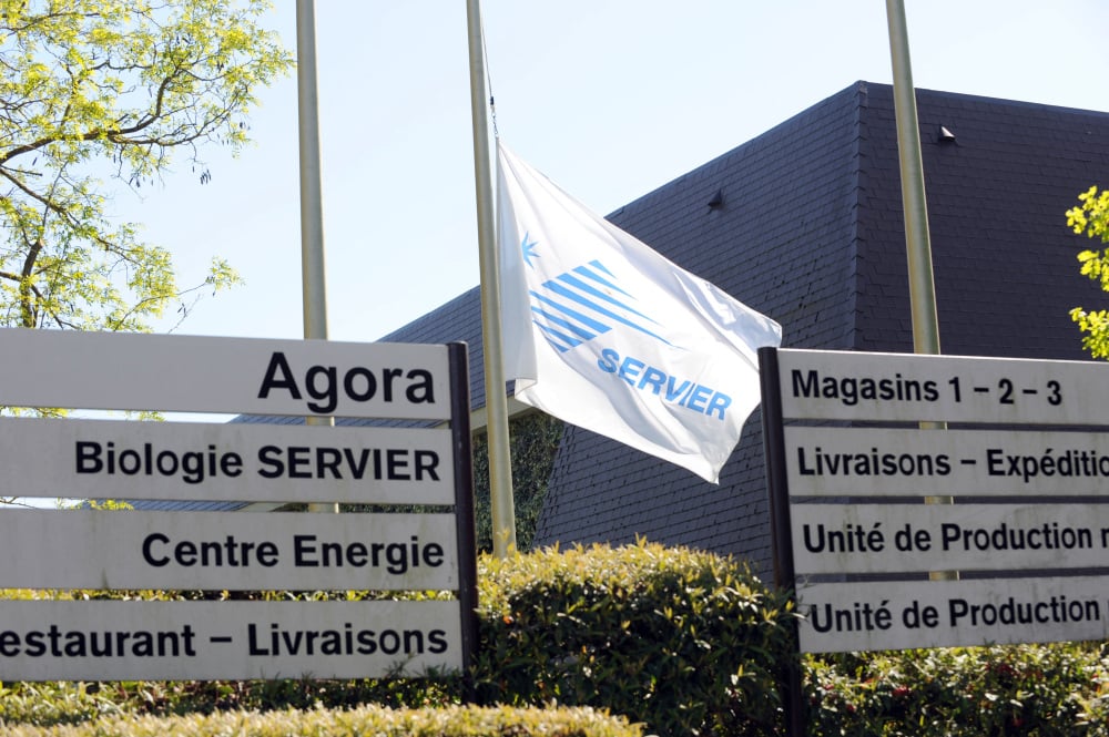 Servier a commercialisé en 2024 un traitement contre le cancer du cerveau appelé Voranigo, qui rapporte aujourd'hui plus de 800 millions d'euros de chiffre d'affaires.