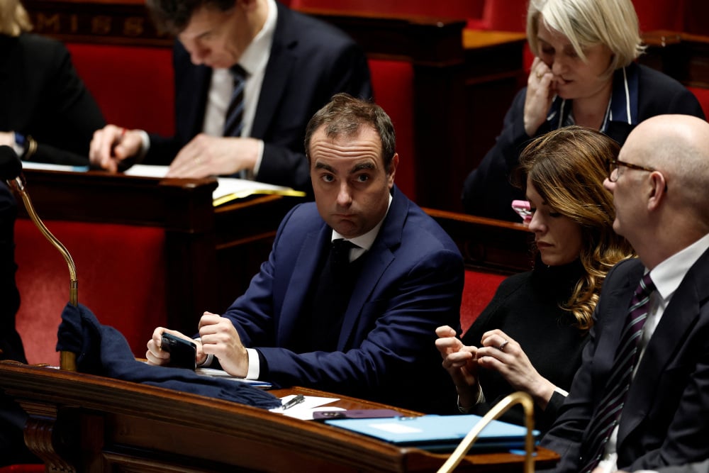 Après avoir franchi la haie budgétaire pour 2026, le projet de loi de finances pour 2027 s’annonce encore plus difficile à négocier pour le Premier ministre Sébastien Lecornu