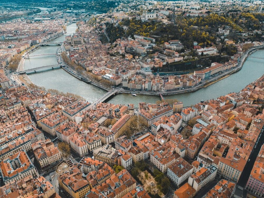 Dans un contexte immobilier difficile, Alliade Habitat revoit ses ambitions à la baisse pour 2026.
