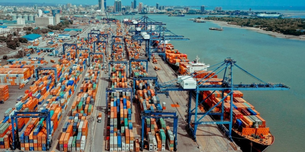 Le port de Dar es-Salaam a manutentionné un total de 27,7 millions de tonnes de marchandises en 2024/2025.