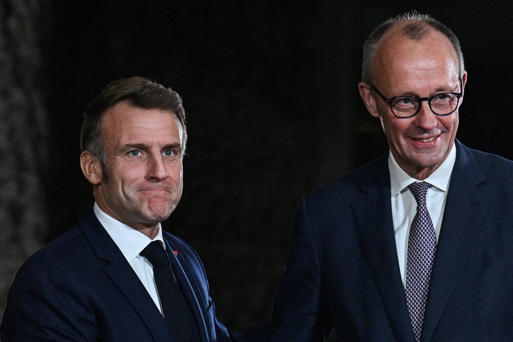 Selon Emmanuel Macron, la dette commune est un outil indispensable pour financer les investissements stratégiques. Pour Friedrich Merz en revanche, la priorité est de réformer le cadre réglementaire pour stimuler la compétitivité.