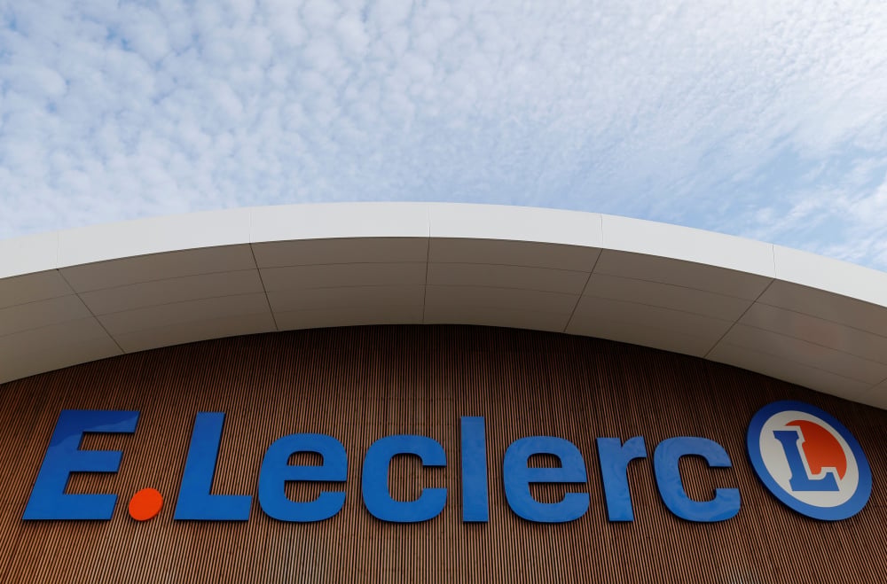 E.Leclerc a fait état dimanche de ventes à 51,1 milliards d'euros hors carburant l'an dernier, soit une progression de 2,4 % sur un an.