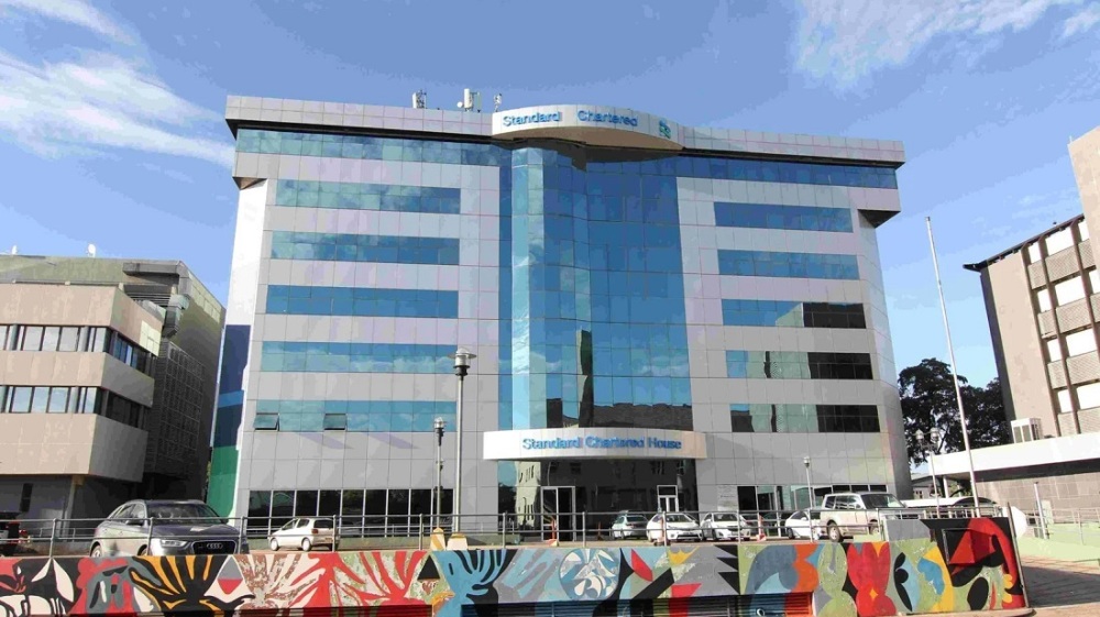 Si la cession se concrétise, le Botswana suivrait le Zimbabwe, l’Angola, la Zambie, le Cameroun, la Gambie ou encore la Tanzanie, où Standard Chartered a vendu ou réduit ses activités ces dernières années.