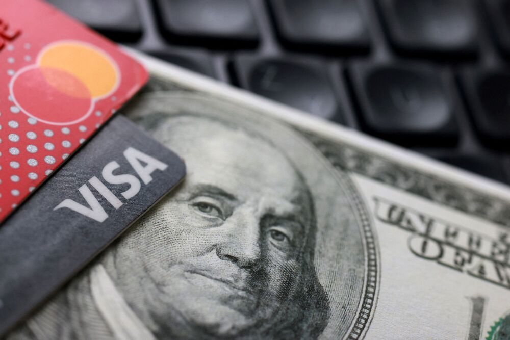 Visa et Mastercard représentent 95% des transactions cartes au Royaume-Uni.