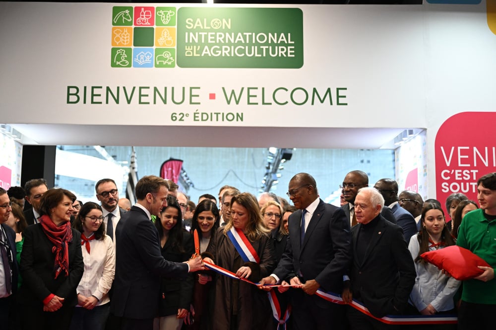 Le président français Emmanuel Macron lors de l'ouverture du Salon international de l'agriculture à Paris Expo Porte de Versailles, le 21 février 2026.