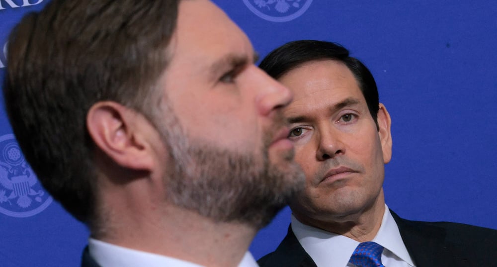 Aux États-Unis, les supporters de Donald Trump sont divisés quant à la guerre au Moyen-Orient. Cette même séparation s'illustre au sein du camp, entre Macro Rubio et J.D. Vance, sur la question de l'interventionisme.