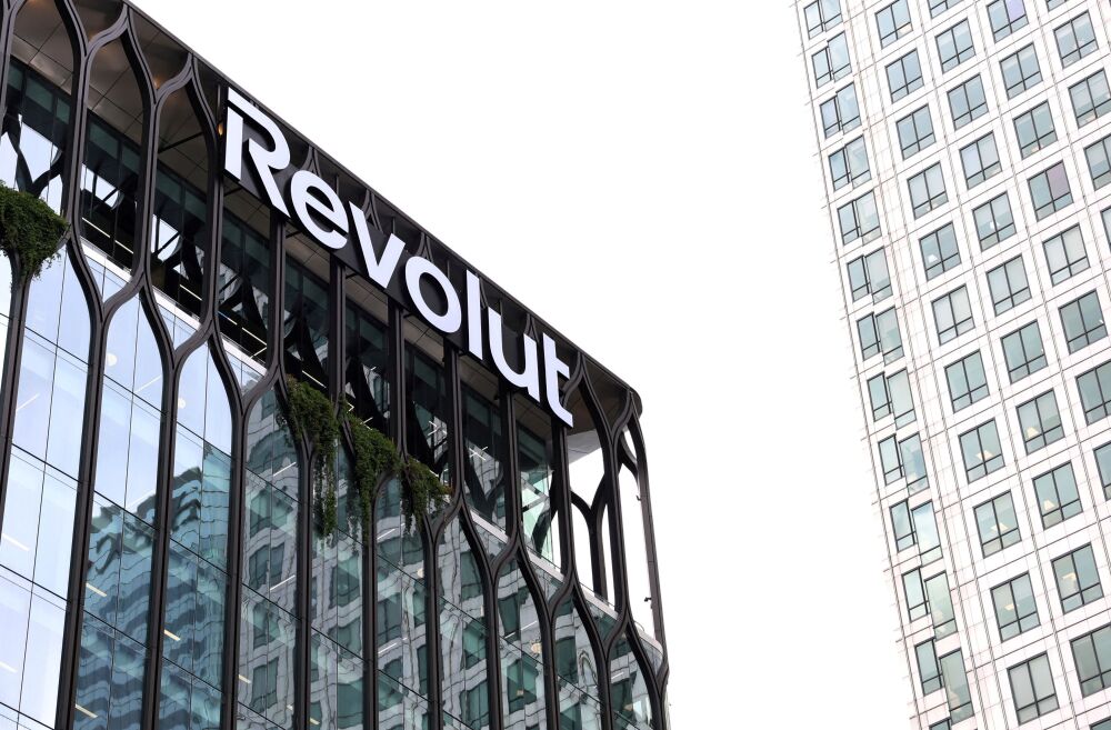 La fintech Revolut vise 100 millions de clients d'ici 2027.