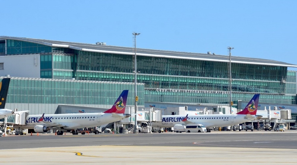 Il s'agit d'adapter l'aéroport à la hausse attendue du trafic aérien, tout en améliorant ses capacités opérationnelles et l’expérience des voyageurs.