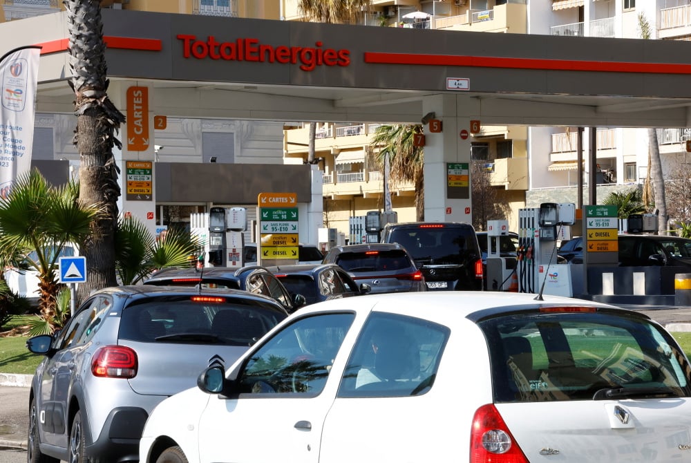 Les prix à la pompe dans les stations françaises figurent parmi les plus élevés des autres pays membres de l’Union européenne (photo d'illustration).