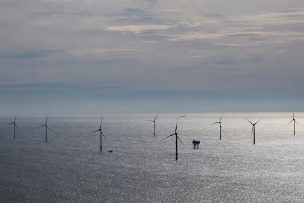 L'État fédéral propose de rembourser 928 millions de dollars pour annuler deux baux éoliens offshore de 4 GW. En échange, le groupe français s'engagerait à réallouer ces capitaux vers des infrastructures gazières au Texas. Cette opération permettrait à...