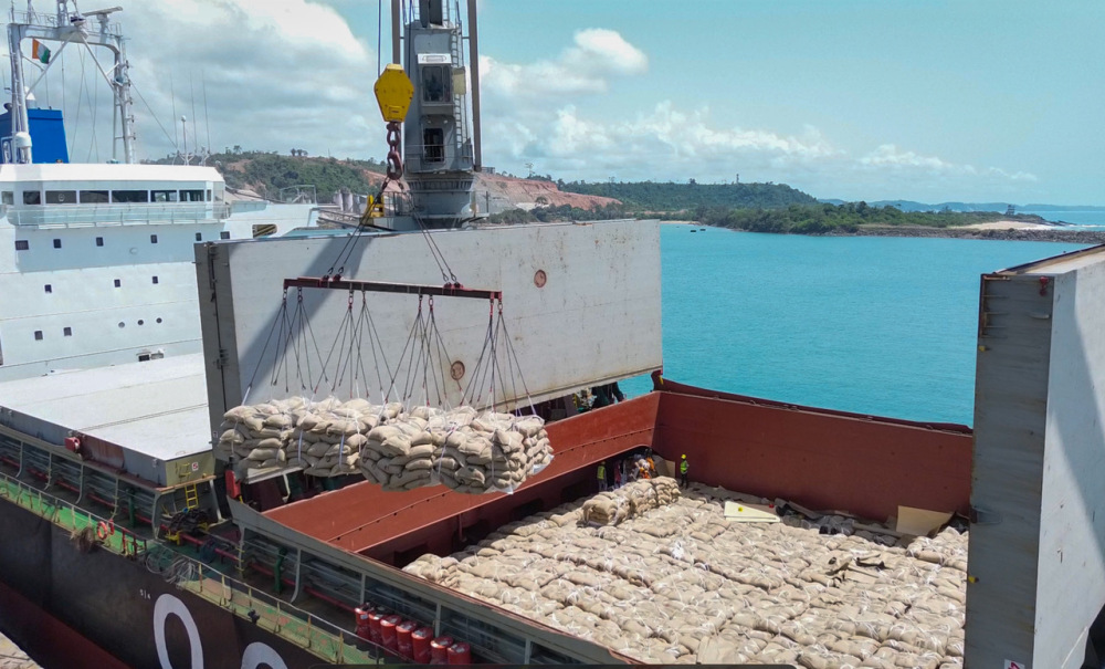 En pleine crise du cacao, Africa Global Logistics (AGL) a acheminé 16 000 tonnes de cacao, du Port de San Pedro aux Etats-Unis, en seulement neuf jours.
