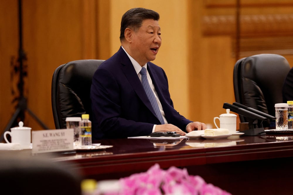 Pour le président chinois Xi Jinping, la transition du modèle économique s'annonce délicate.