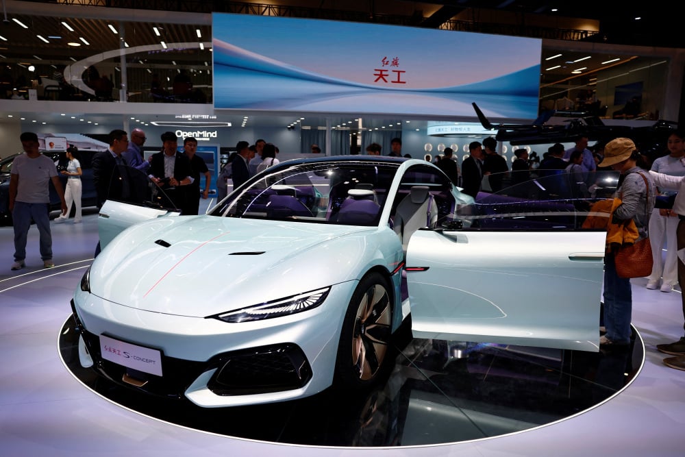 Un concept-car Hongqi Tiangong S exposé au Salon international de l'automobile de Pékin, en Chine, le 24 avril 2026.