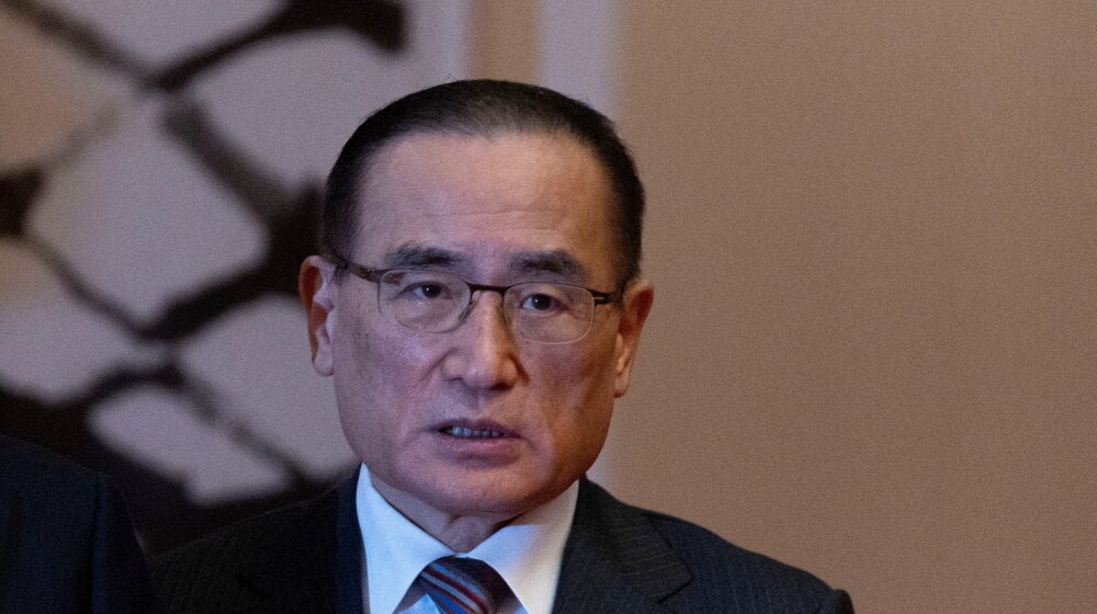 Le secrétaire général chargé de la politique nationale, Kim Yong-beom.