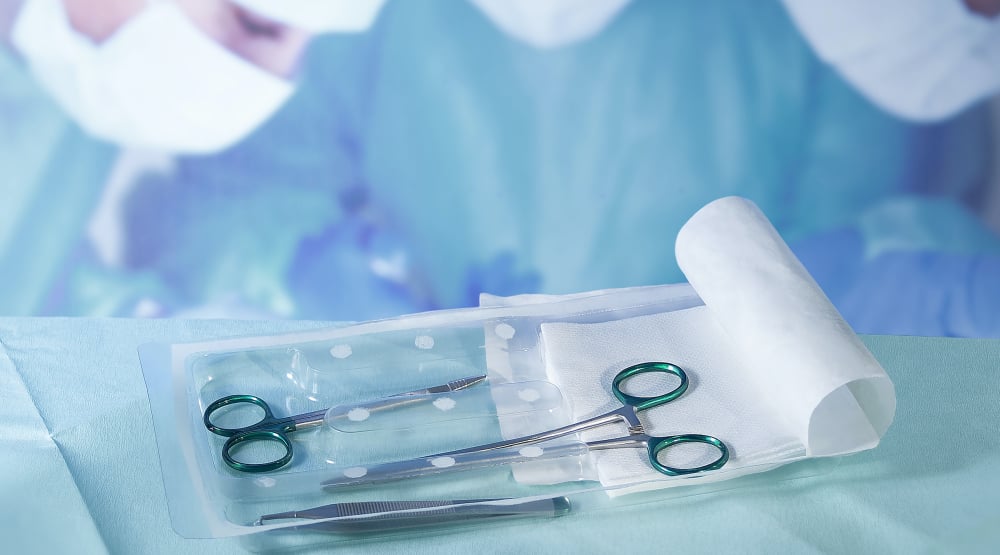 L’entreprise catalane Sterimed (1 700 salariés) produit 40 000 tonnes de papier stérile pour les fabricants de dispositifs médicaux, le secteur pharmaceutique et les hôpitaux.