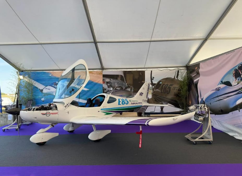 Unicorn Aviation a développé un kit d'injection permettant de transformer la carburation des aéronefs légers et ainsi de voler au bioéthanol.