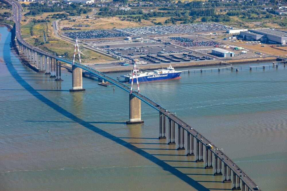 Vue aérienne du pont de Saint-Nazaire